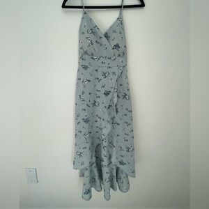 Blue Floral High-Low Ruffle Hem Dress. Spring Maxi Style. Medium
